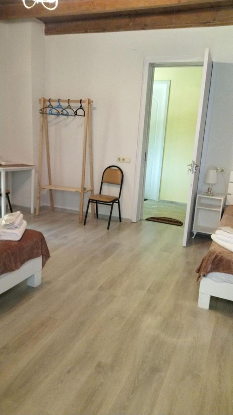 Hotel Alismereti Zekari Kültér fotó