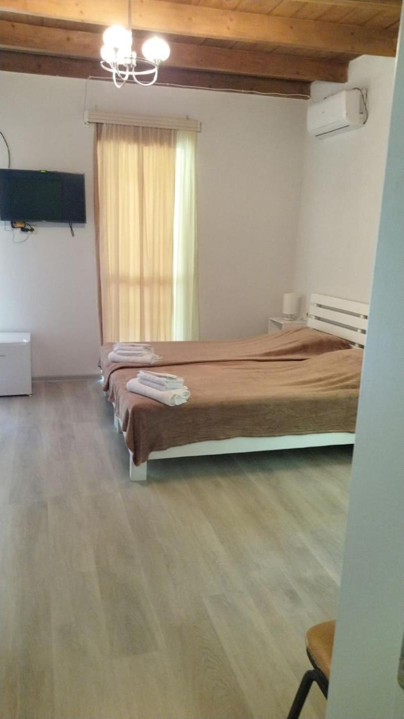 Hotel Alismereti Zekari Kültér fotó